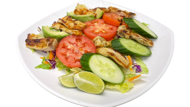 Ensalada Fresca con Pollo.